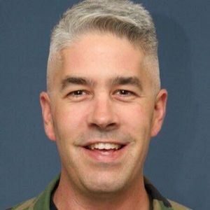 Meet your Posher, Helen